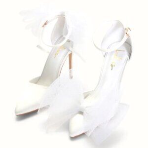 LuLus White Satin Chiffon Back Bow Closed Toe Heels Ankle Strapped Size 9